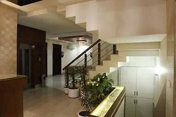 Fabhotel Golf Course Road Gurgáon 3*,  India