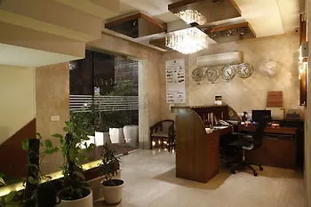 Hotel Fabhotel Golf Course Road Gurgaon
